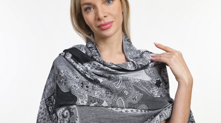 Paisley Flower Shawl